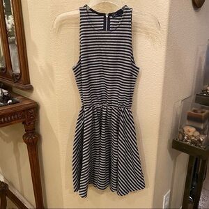 GAP Women Gray & Black Striped Sleeveless Dress Size Xsmall